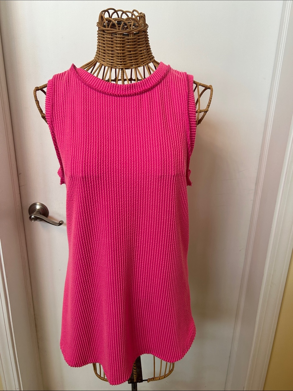 Ribbed Crewneck Sleeveless Tank - Hot Pink